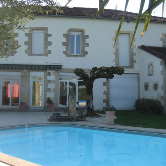  GERBEAUD IMMOBILIER : Maison / Villa | PREIGNAC (33210) | 260 m2 | 455 000 € 